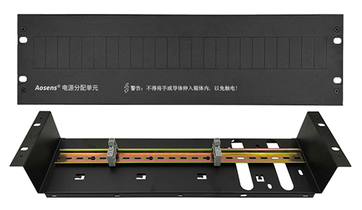 3U������
